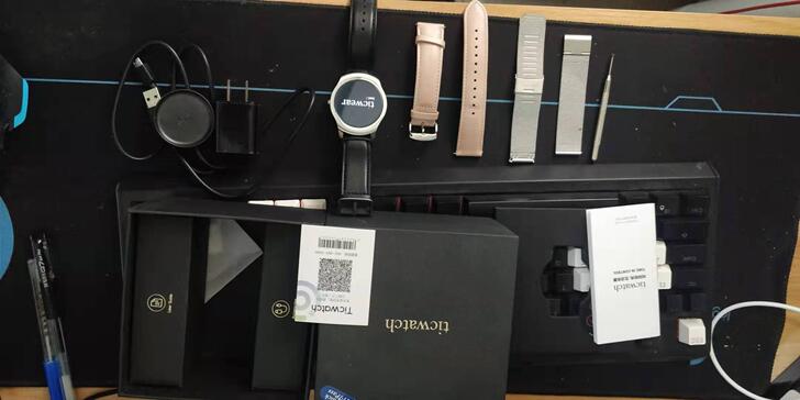 ticwatch2  3g版   独立上网...