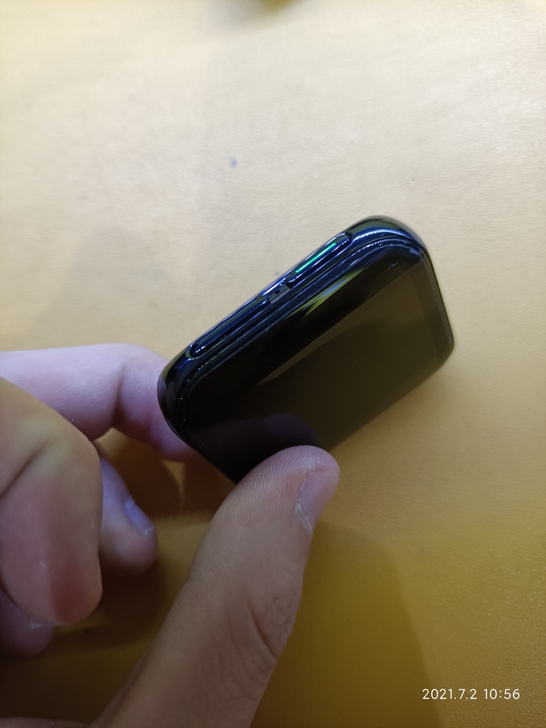 OPPO watch   屏幕完美，边框小...