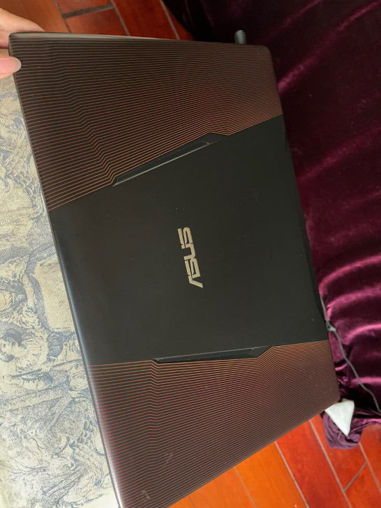 华硕 玩家国度 笔记本