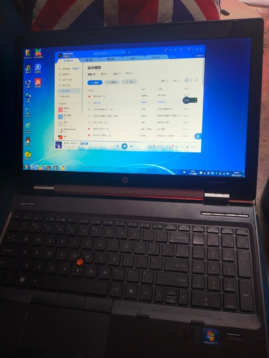 自用惠普8560w， i7  2代笔记本！...