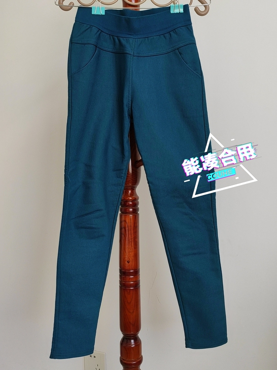 加薄绒小脚裤，有弹力，免费送！适合100斤...