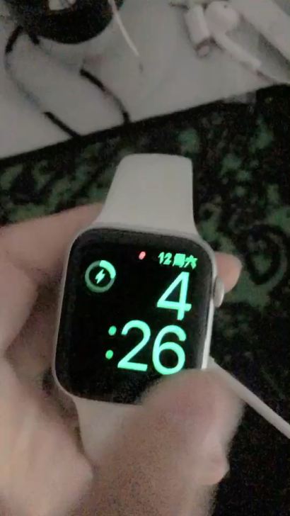 苹果智能手表 iWatch s4 s5都有...