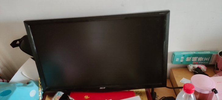 买显示器，赠电脑，啥配置我也不懂，反正平时...