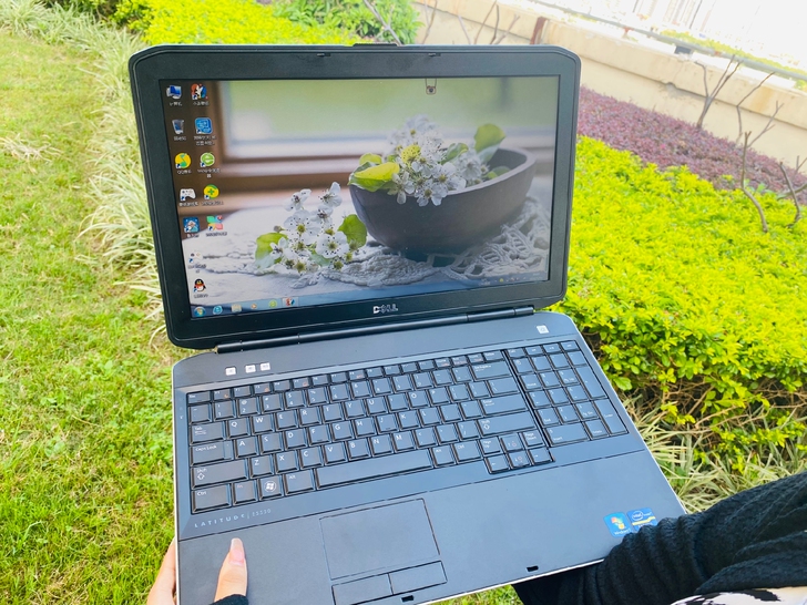 低价出 戴尔笔记本电脑 i7 四核 实拍图...