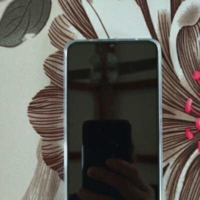 小米  红米8  出手