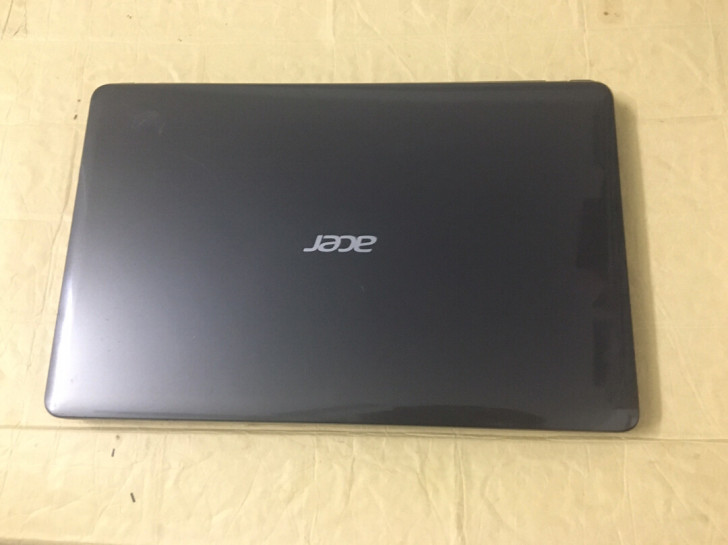 宏基E1-571G，15.6寸。英特尔i5...