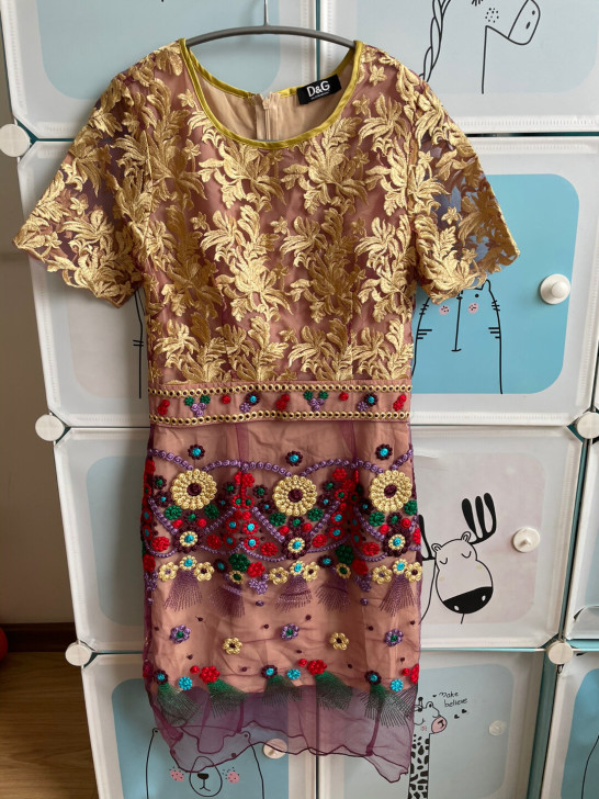 重工刺绣蕾丝连衣裙 穿过一次 M码