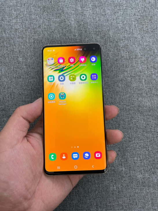 三星s10+  5G手机全网通8+256g...