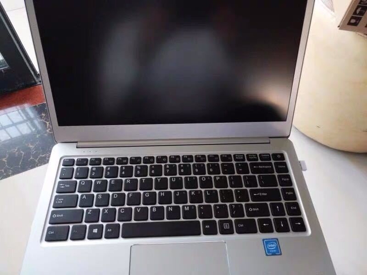 酷睿i7笔记本电脑超薄