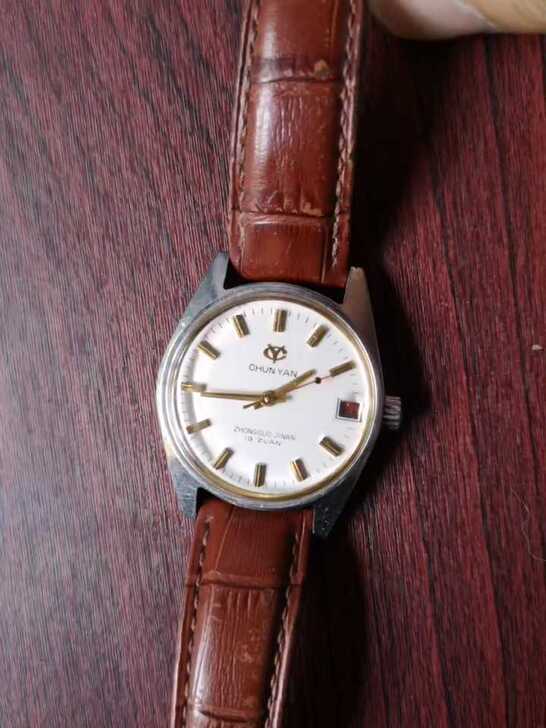 济南春燕男士手动上弦机械表