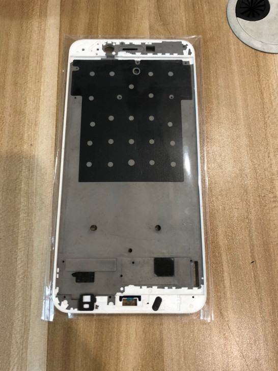 OPPO R9splus中框前壳支架，尾插...