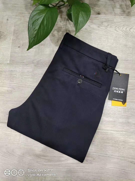 三个款休闲裤全部是31码（腰围在2尺4左右...