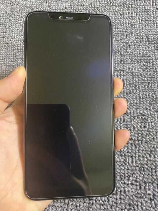小米8屏幕指纹   6+128  成色94新