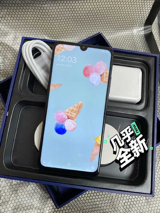 vivoX23 女生自用手机两个月左右，换...