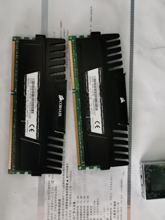 自用海盗船DDR3 1600  8g内存，...