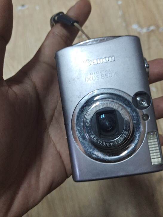 佳能ixus850is，钛金银，8.3新，...