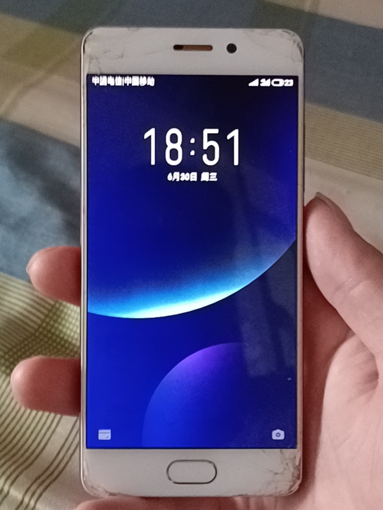 因闲着在家没有人用了，就卖了，魅族7PRO...