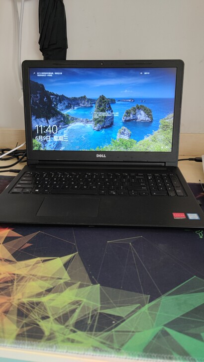 戴尔  Inspiron 15-3576，...