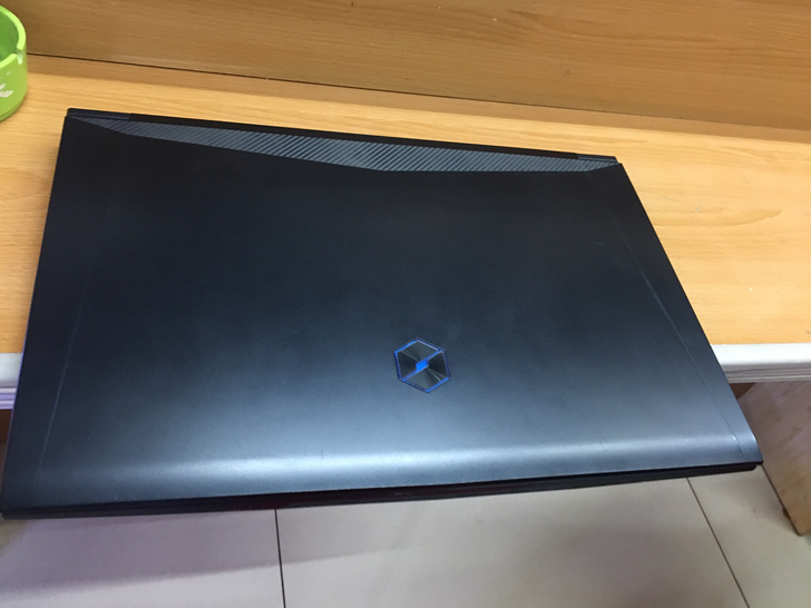 17寸机械革命X3独显1660ti9代i7...