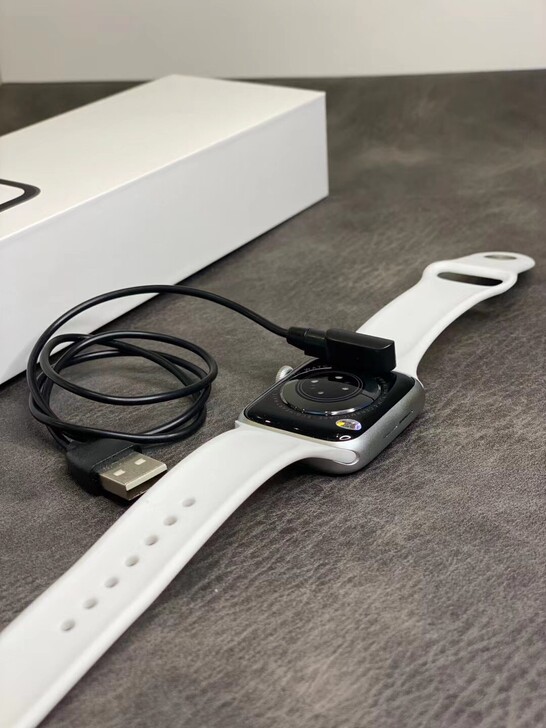 独家放货   苹果iWatch6