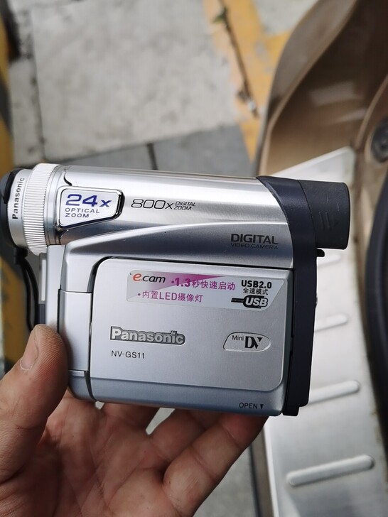 松下800x箱说全,没有电池不好试机,喜欢...
