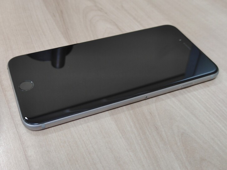 iPhone 6 plus 16，成色如图...