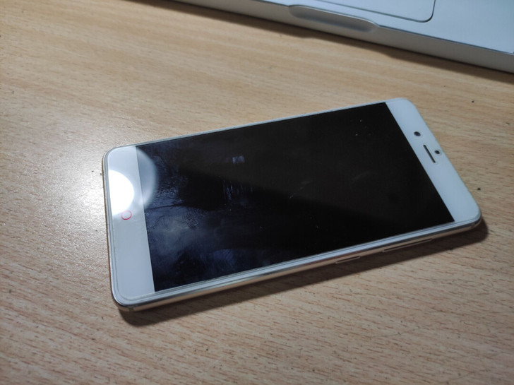 努比亚z17 mini ，4+64g，买来...