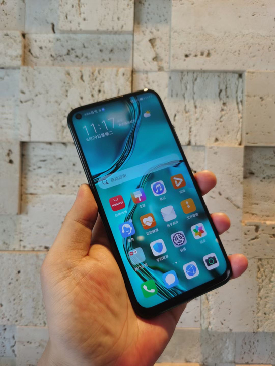 华为 HUAWEI P40 lite