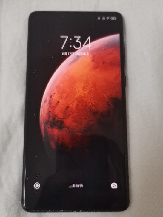 小米MIX2，6+64g，小米官网买的，不...