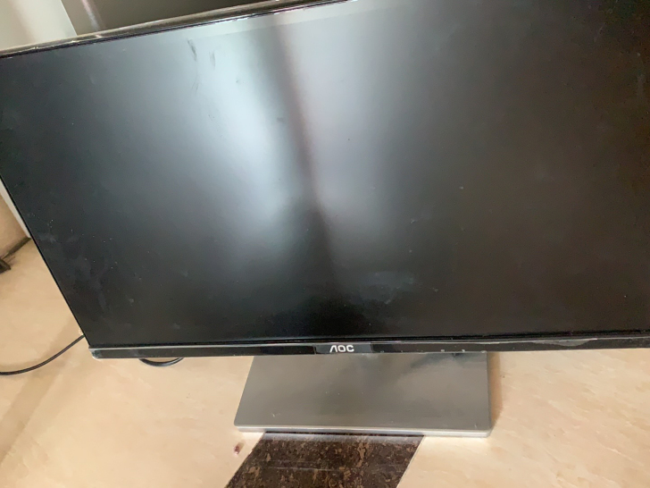 aoc显示器 入手渠道  淘宝 800多买的