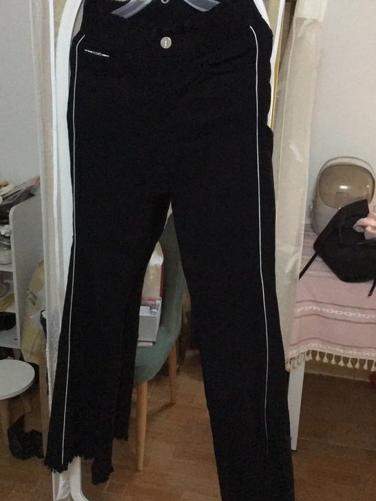 黑色微A喇叭裤，S码，搬家清箱底