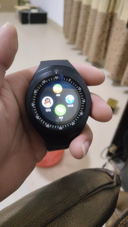 自己用的智能手表，现在毕业了不用了，便宜卖...
