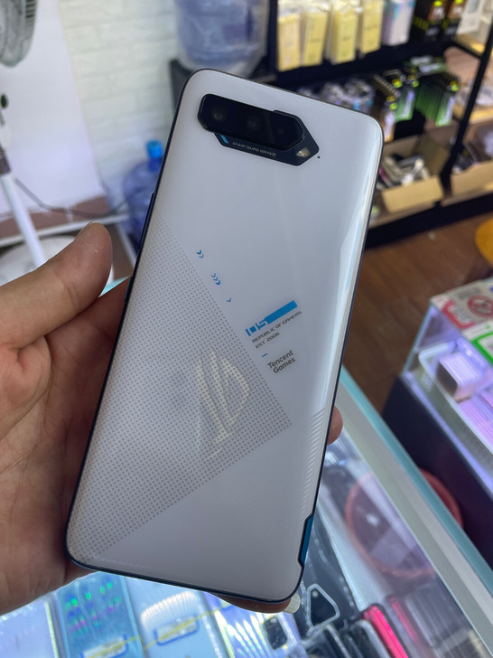 ROG游戏手机5 12GB+128GB 暗...