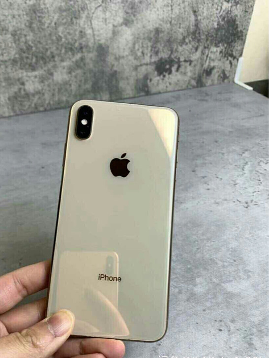 一手自用苹果xsmax金色256g