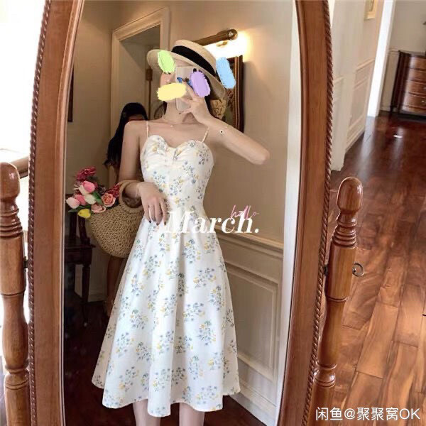 碎花吊带连衣裙29.9全国包邮。