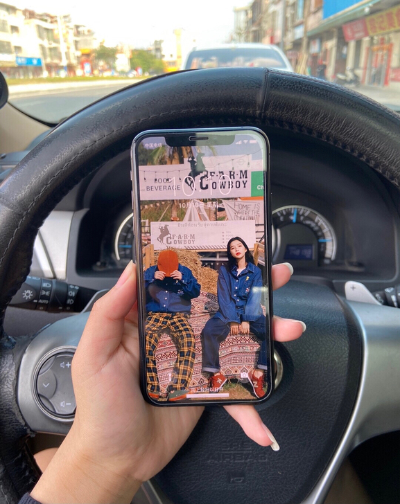 iPhone XS iPhone xsMa...