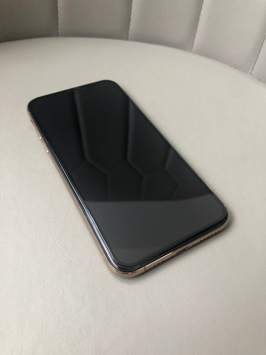 iPhonexs，256g金色，品相95新...