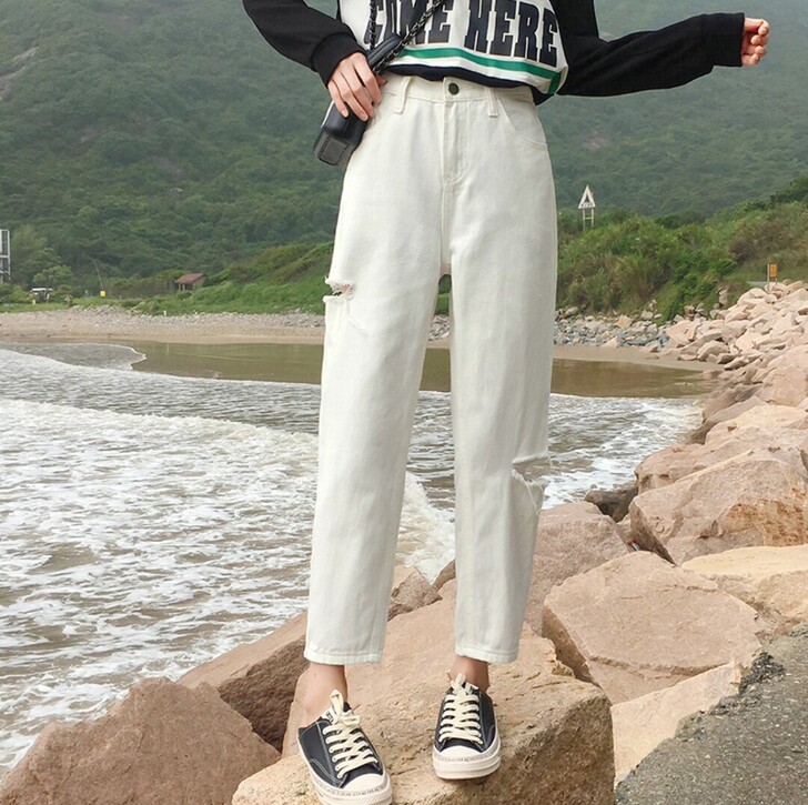 白色破洞牛仔裤女九分裤春夏新款bf宽松哈伦...