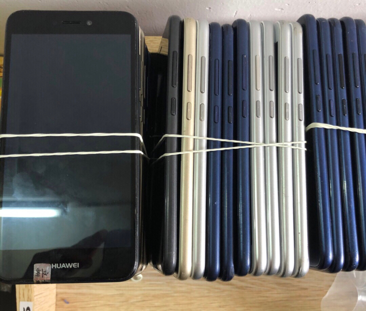荣耀8青春版4+64手机批发 工作室用机