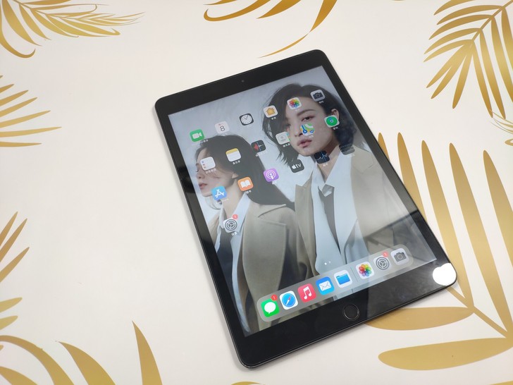 IPod2019新款iPad7代，128G...