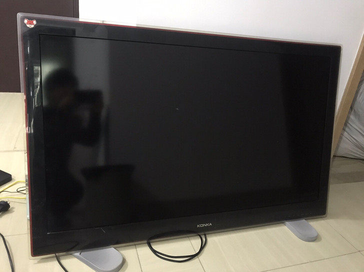 50寸康佳液晶电视 可以联无线网络 带机顶...
