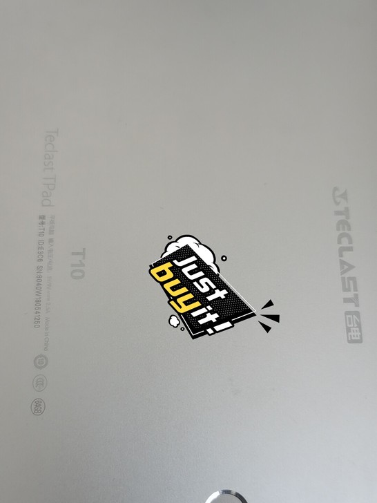 这是一款2018年购入的台电平板电脑，型号...