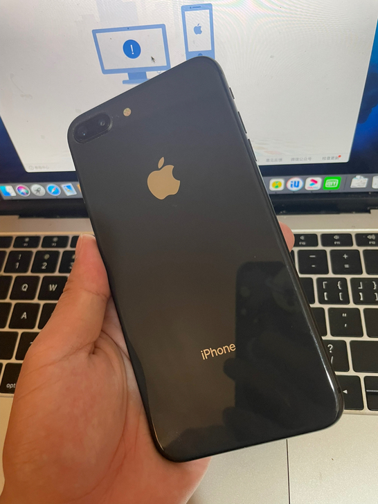 iPhone8plus 64G  苹果8p...