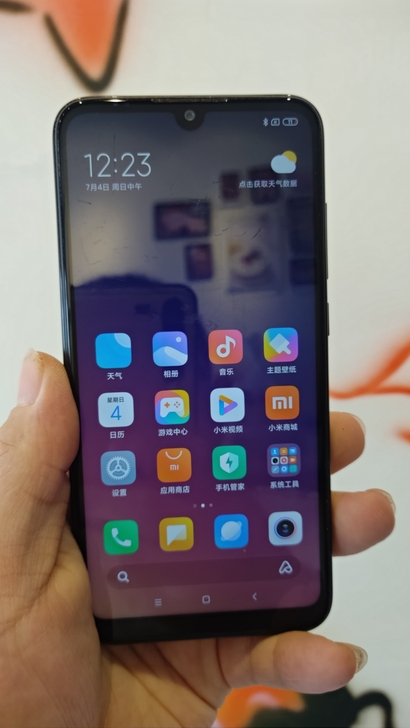 小米play内存6+128