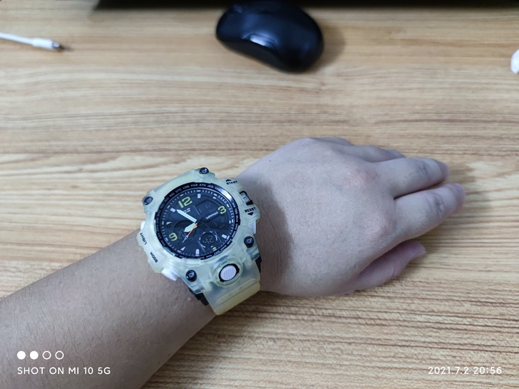 马克华菲手表 防水青少年中学生运动表初中高...