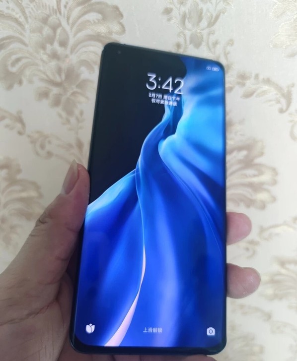 小米11，   8+256  5G 骁龙8...