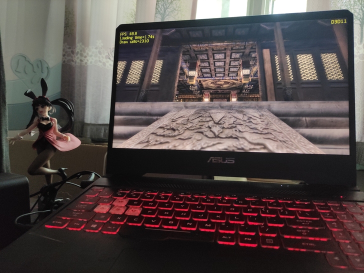 华硕飞行堡垒7，吃鸡游戏笔记本