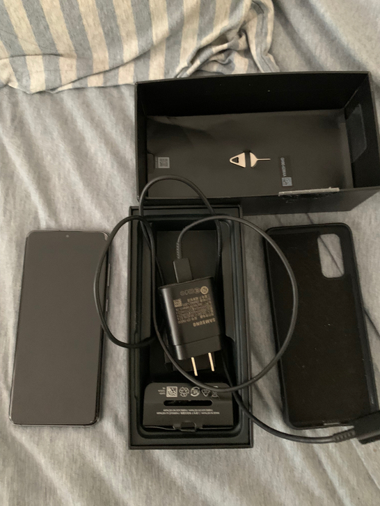 三星Galaxy s20 遐想灰 12GB...