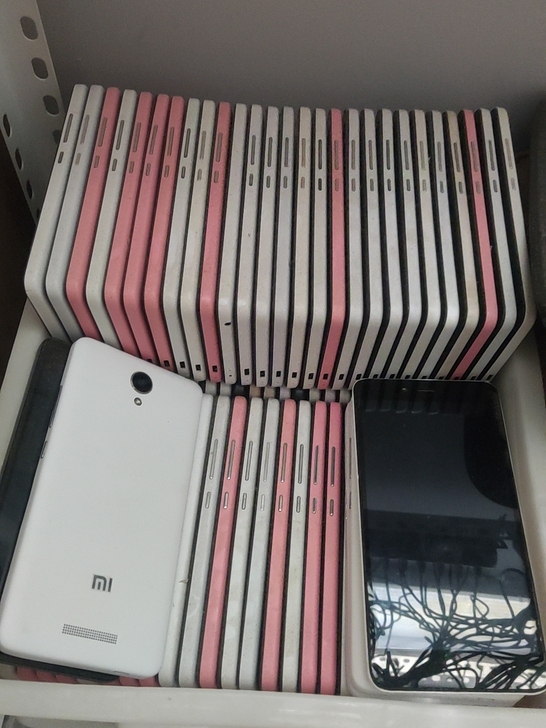 出售红米not2，300台要的老板拿.10...