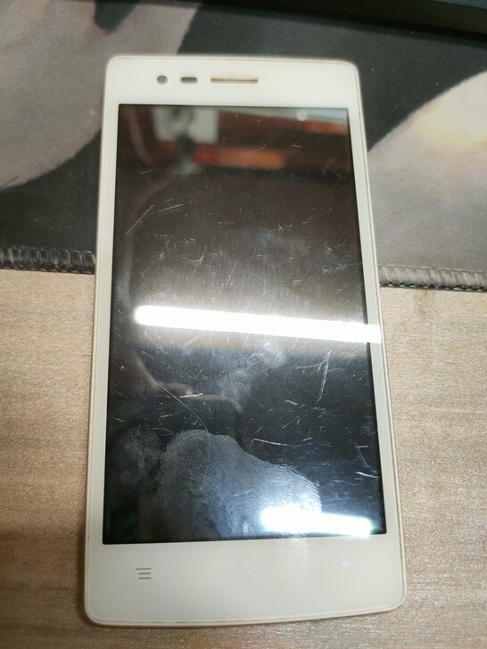 旧手机oppo可以正常使用，无质量问题售出...